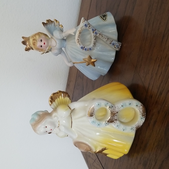 These are Josef Original Birthday Angel ceramic figurines. Vintage of 50+ years. - Picture 5 of 5